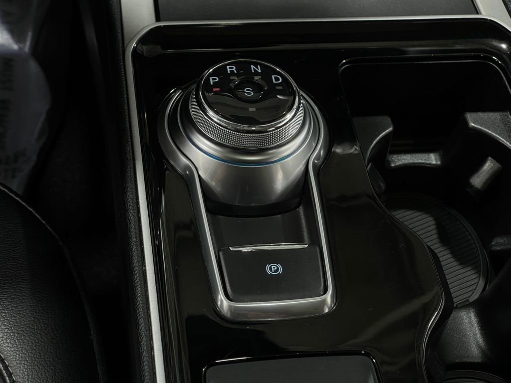 Used 2019 Ford Edge SEL w/ Equipment Group 201A image 30