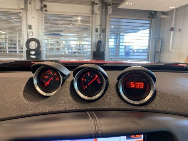 Used 2016 Nissan 370Z Touring Sport image 18