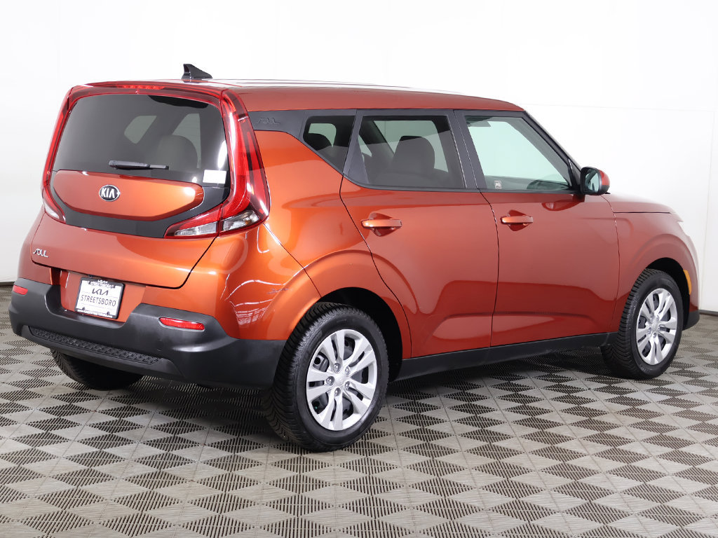 Used 2021 Kia Soul LX FWD image 7