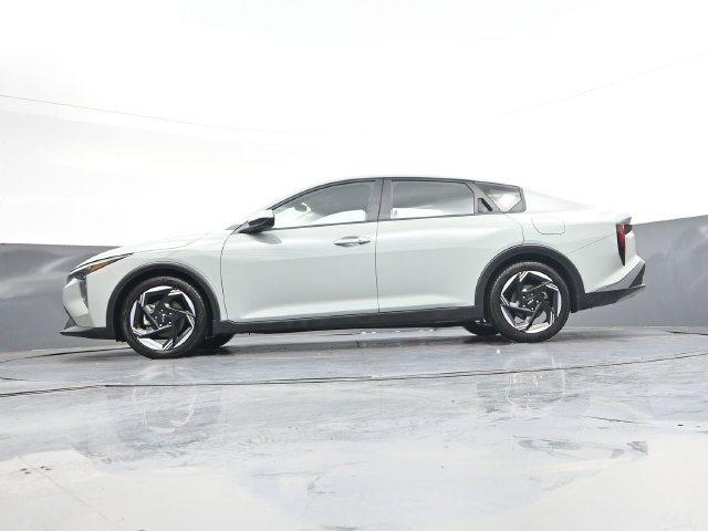 Used 2025 Kia K4 EX FWD image 36
