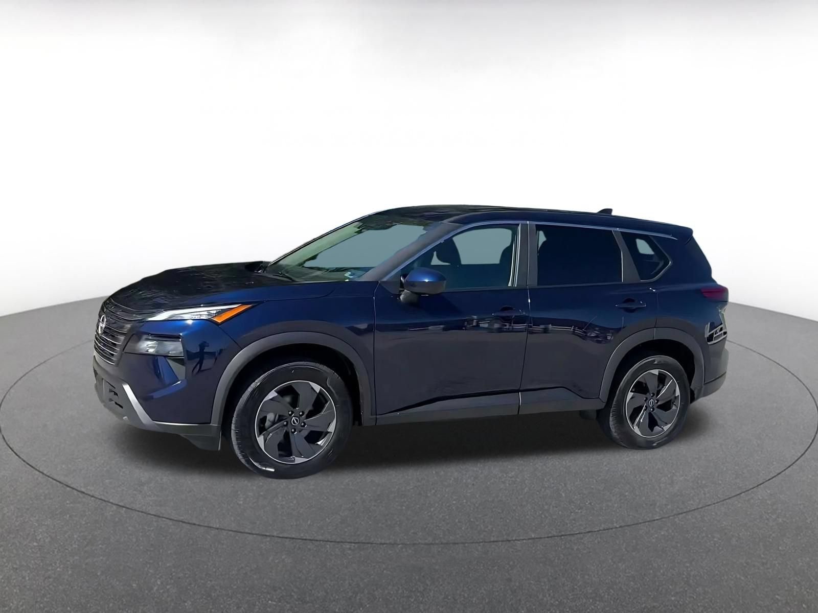 Used 2025 Nissan Rogue SV AWD/4WD image 7
