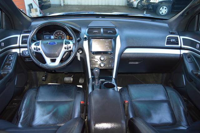 Used 2013 Ford Explorer XLT AWD/4WD image 53