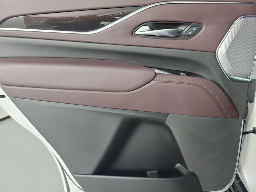 Certified 2021 Cadillac Escalade Sport Platinum w/ Heavy-Duty Trailer Package image 12