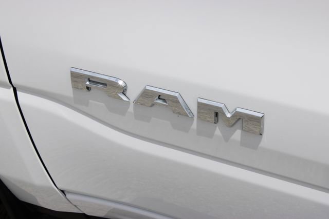 Used 2023 RAM 1500 Lone Star AWD/4WD image 19