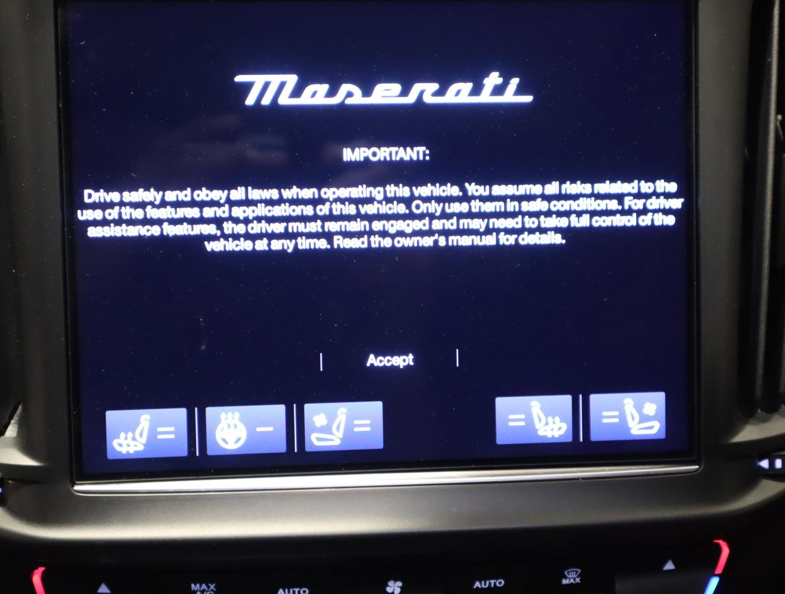 Used 2022 Maserati Levante Modena image 37
