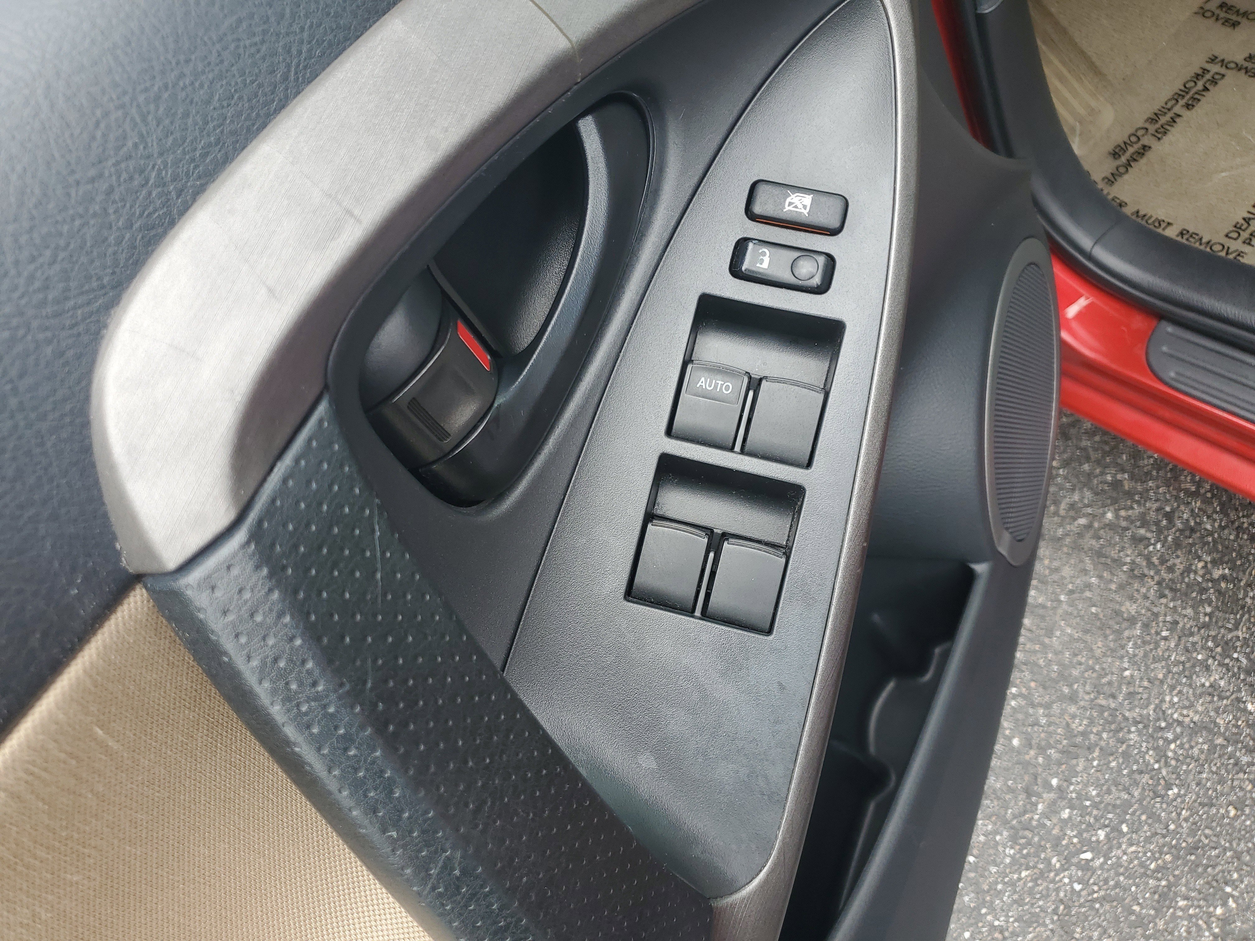 Used 2012 Toyota RAV4 FWD w/ Value Pkg image 23
