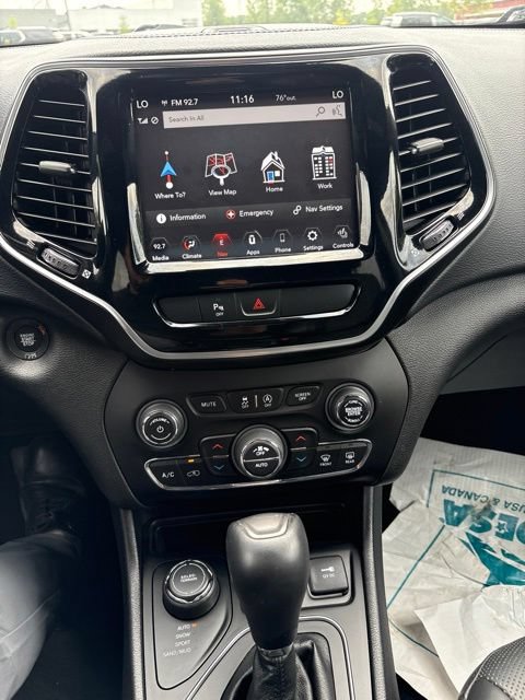 Used 2020 Jeep Cherokee High Altitude AWD/4WD image 11