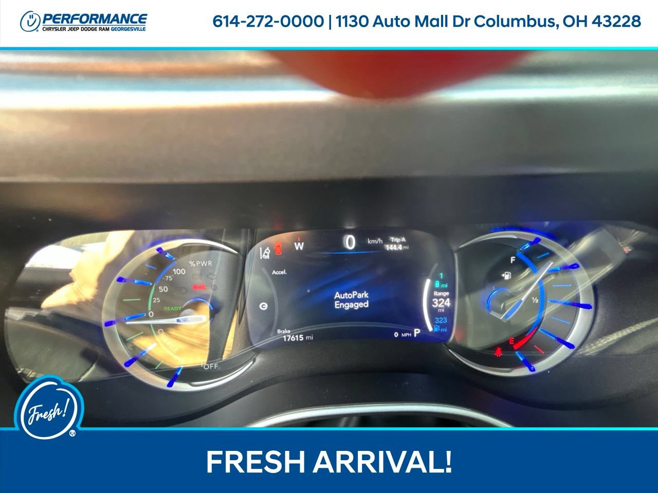 Used 2026 Chrysler Pacifica Select FWD image 23