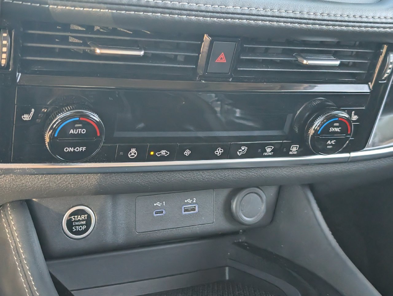 Certified 2023 Nissan Rogue SL FWD image 17