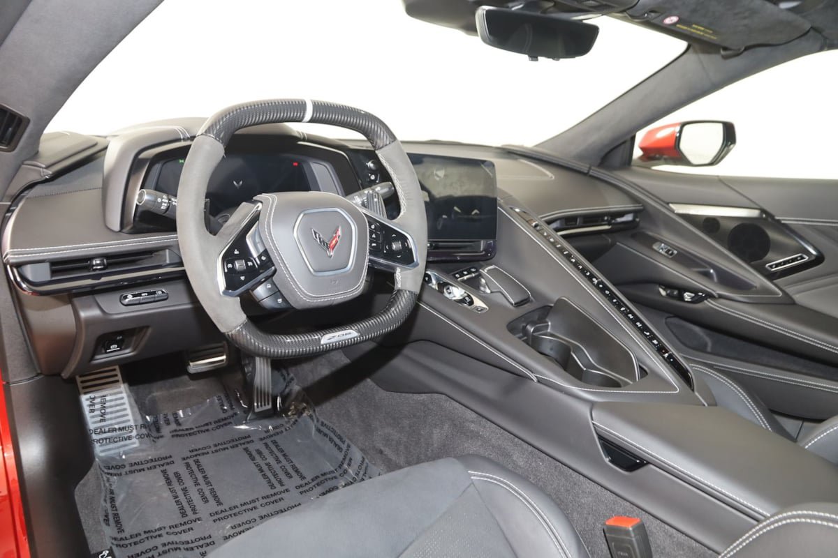 Used 2025 Chevrolet Corvette Z06 w/ Z07 Performance Package RWD image 45