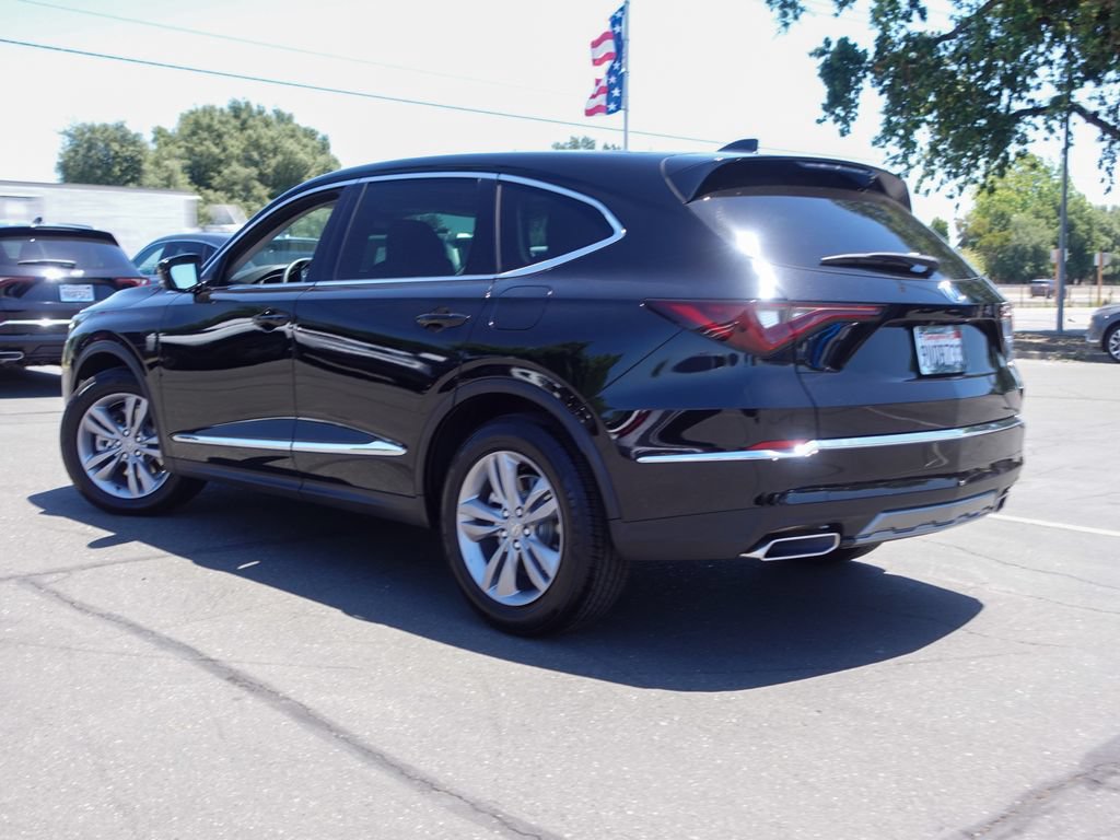 Certified 2025 Acura MDX FWD image 9