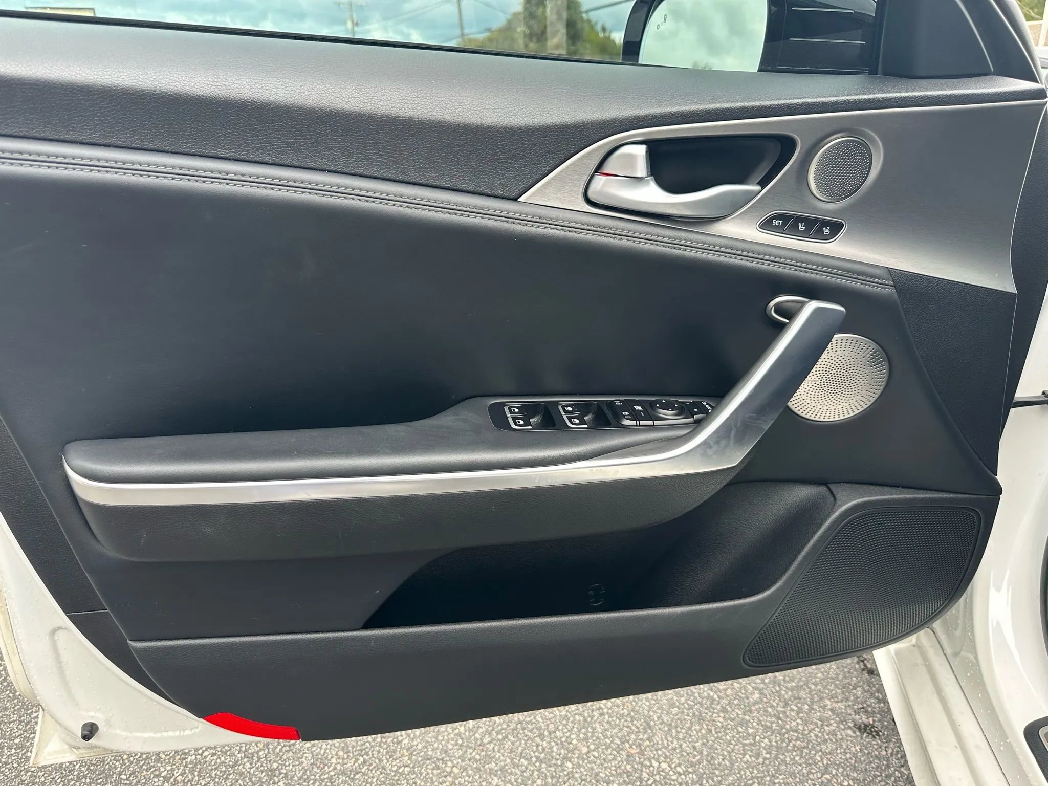 Used 2019 Kia Stinger GT2 image 15