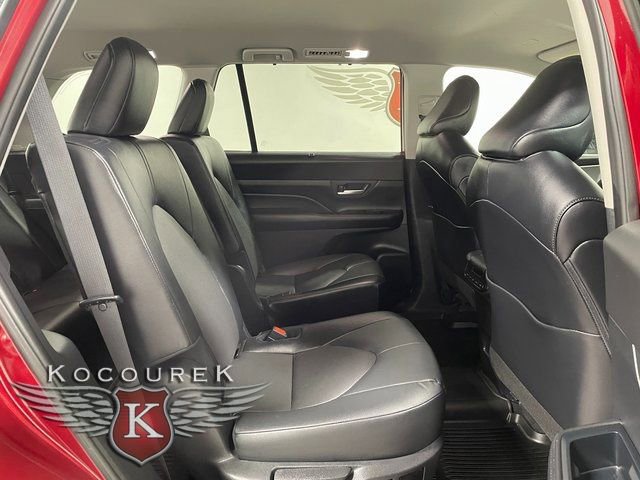 Used 2024 Toyota Grand Highlander XLE image 21