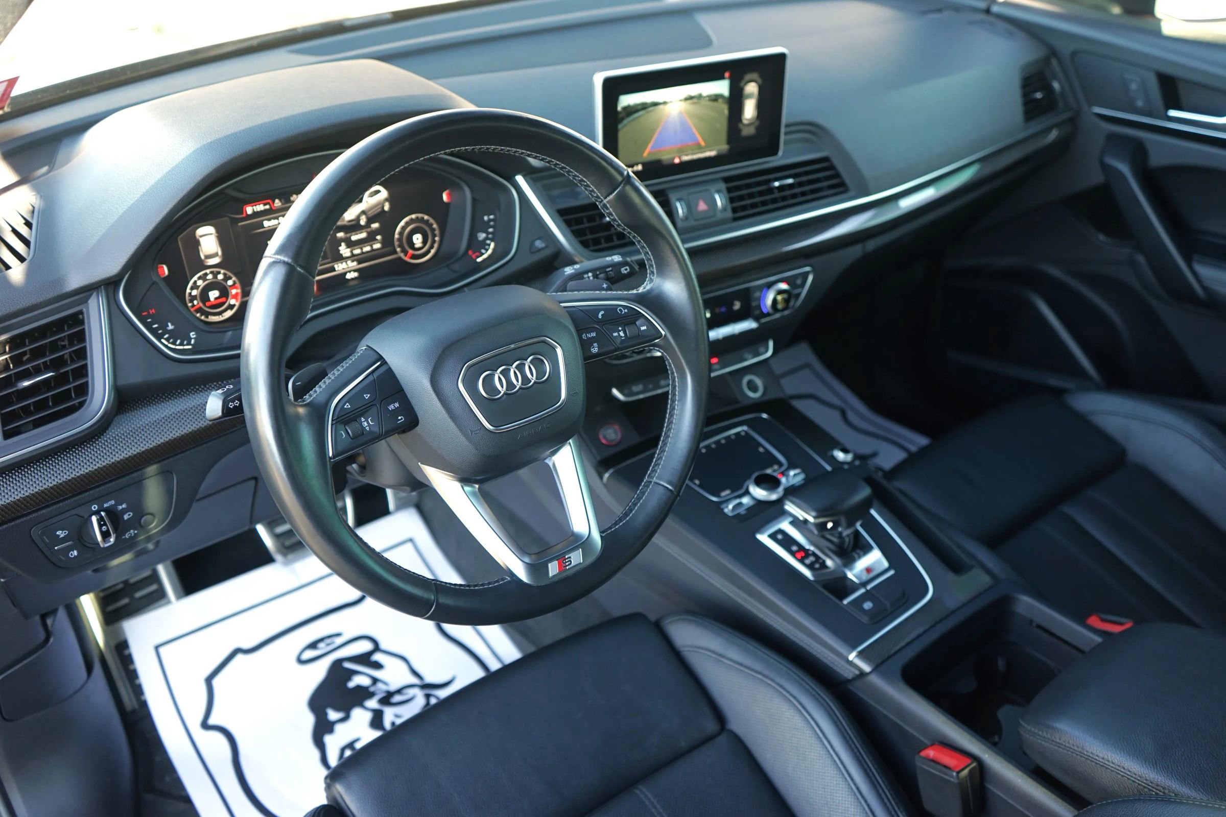 Used 2018 Audi SQ5 Premium Plus image 19