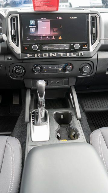 Certified 2025 Nissan Frontier SV image 15