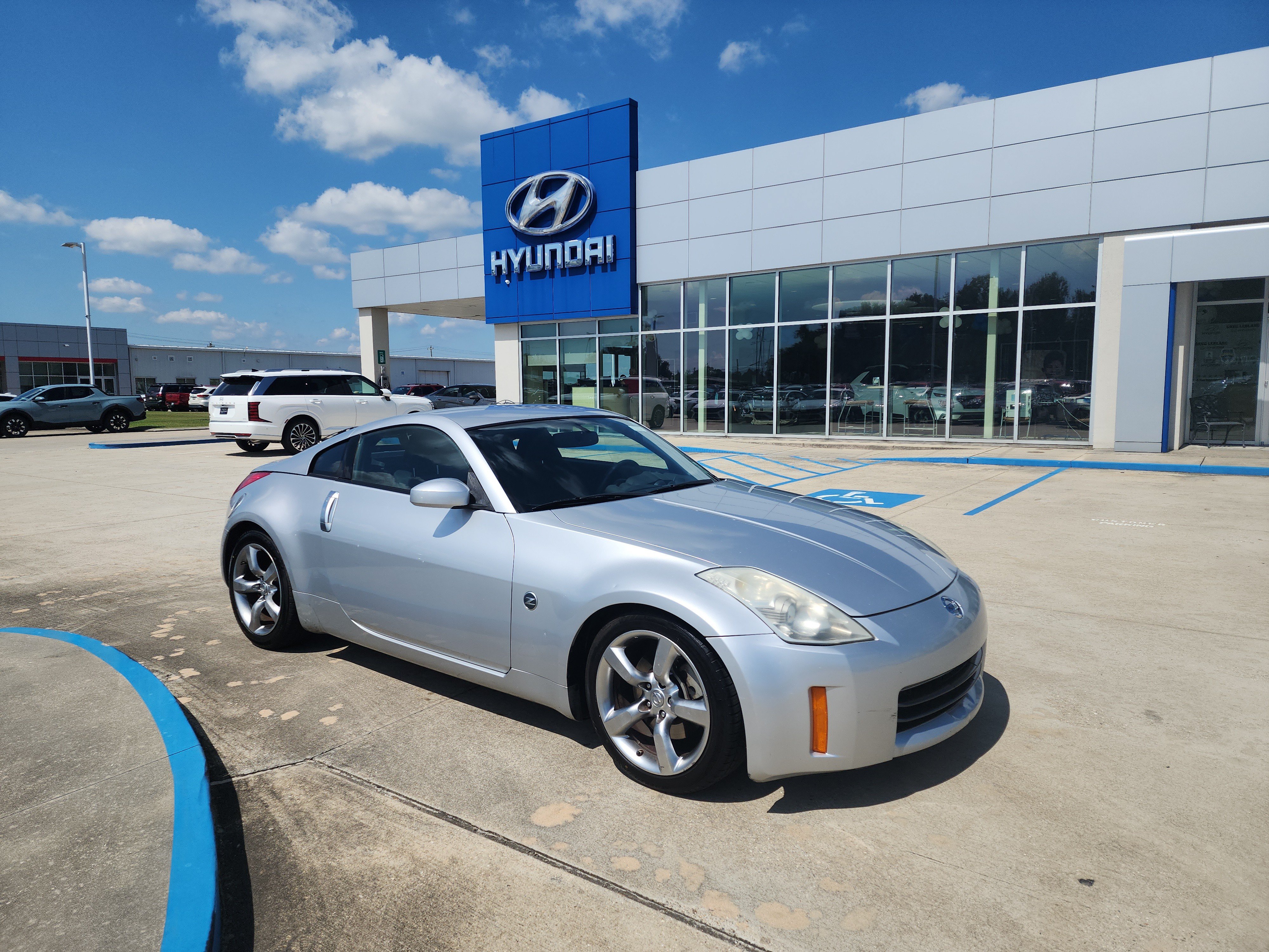 Used 2006 Nissan 350Z Enthusiast RWD image 1