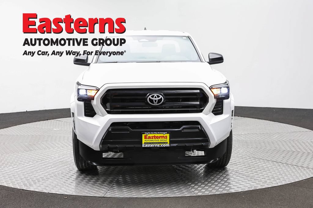 Used 2025 Toyota Tacoma SR RWD image 2