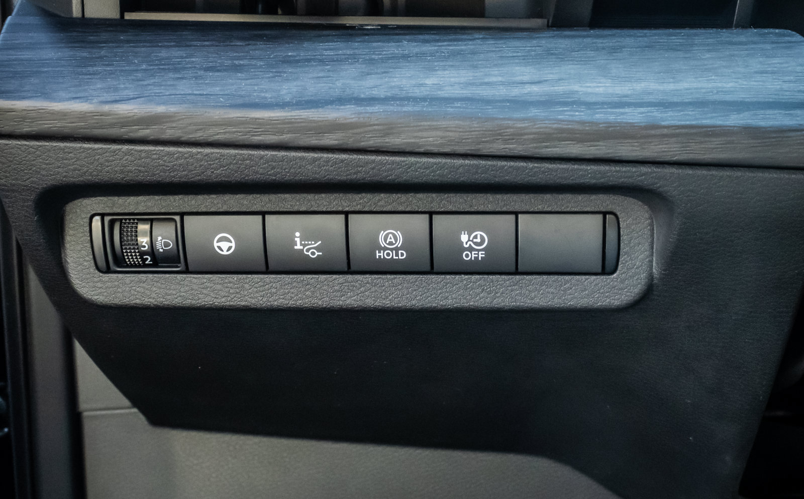 Used 2023 Nissan Ariya FWD image 19