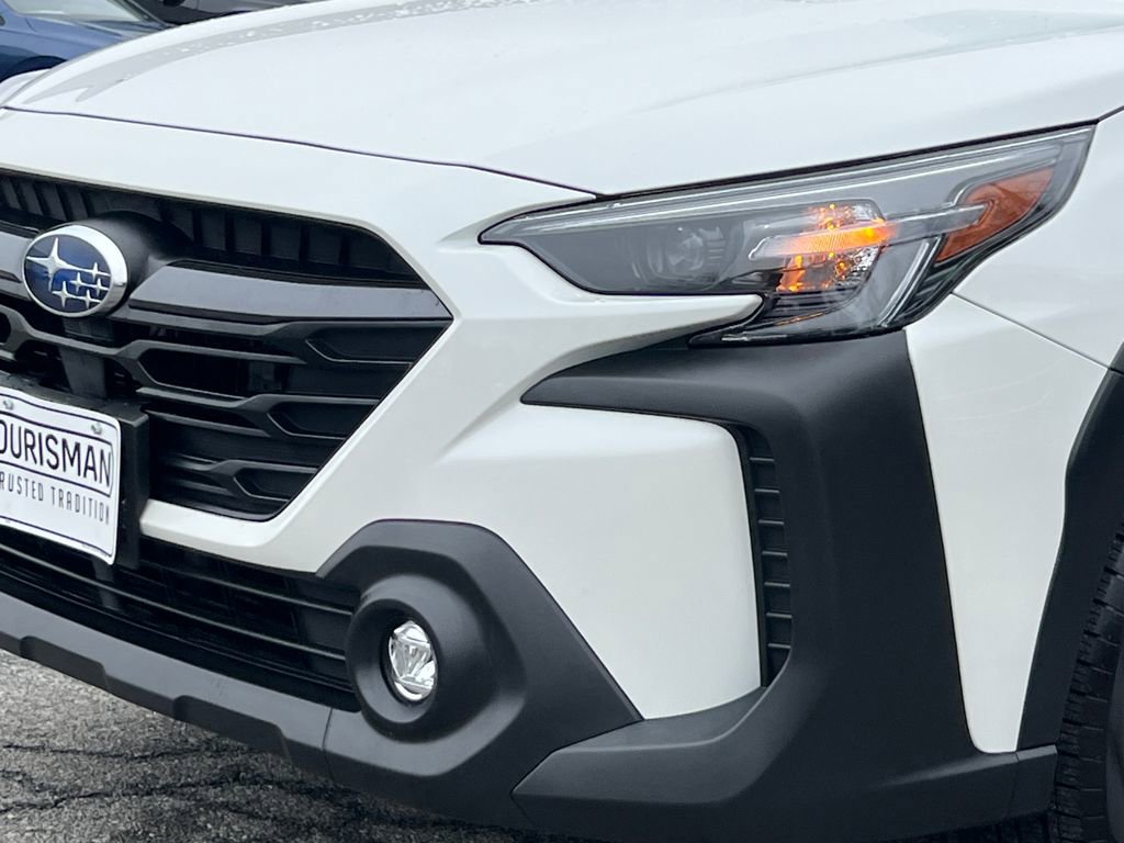 Certified 2025 Subaru Outback Premium image 9
