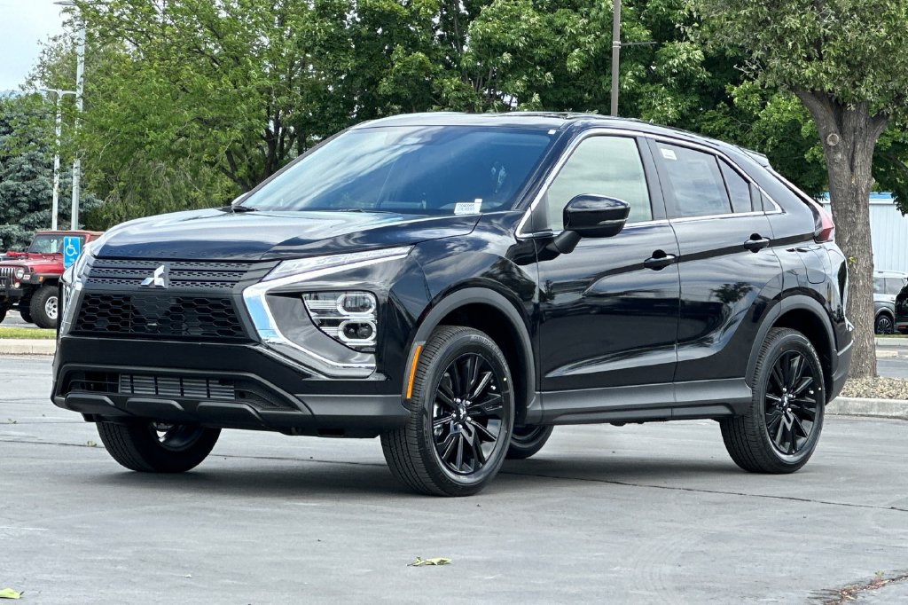 New 2026 Mitsubishi Eclipse Cross LE AWD/4WD image 11