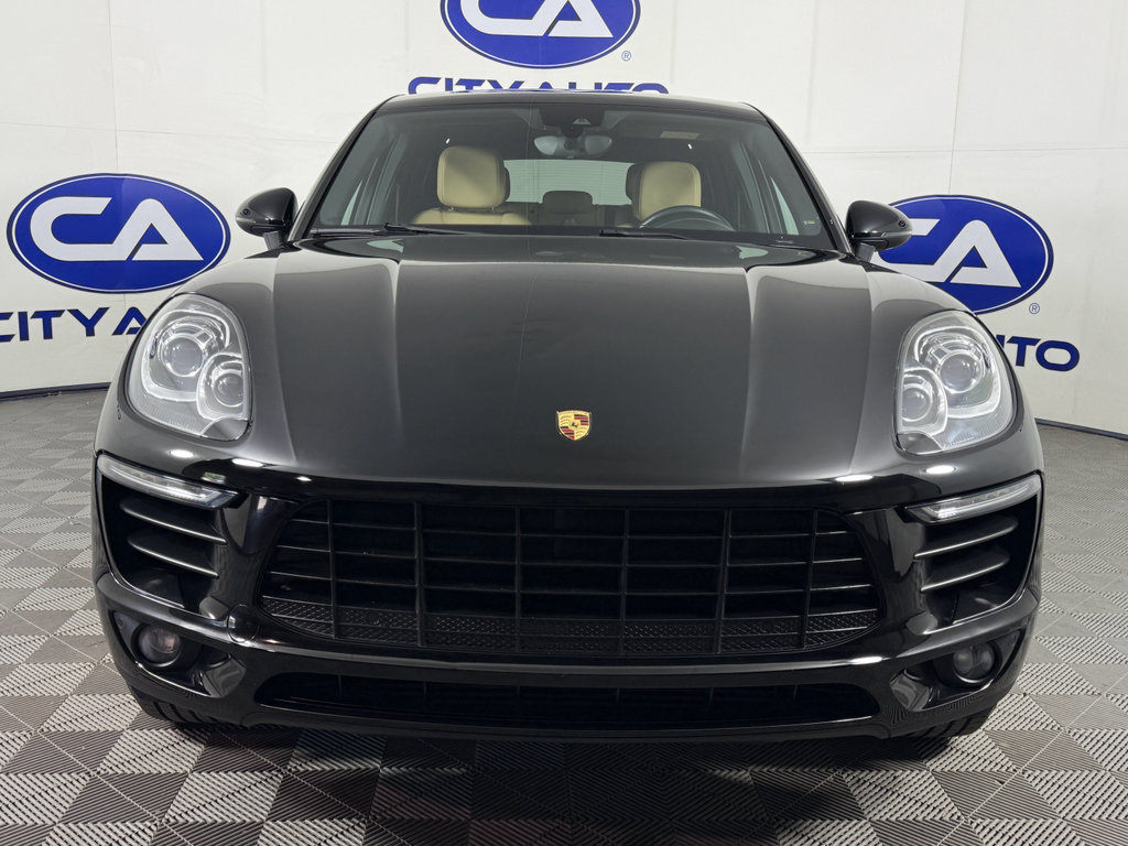 Used 2018 Porsche Macan Base (PDK) image 2