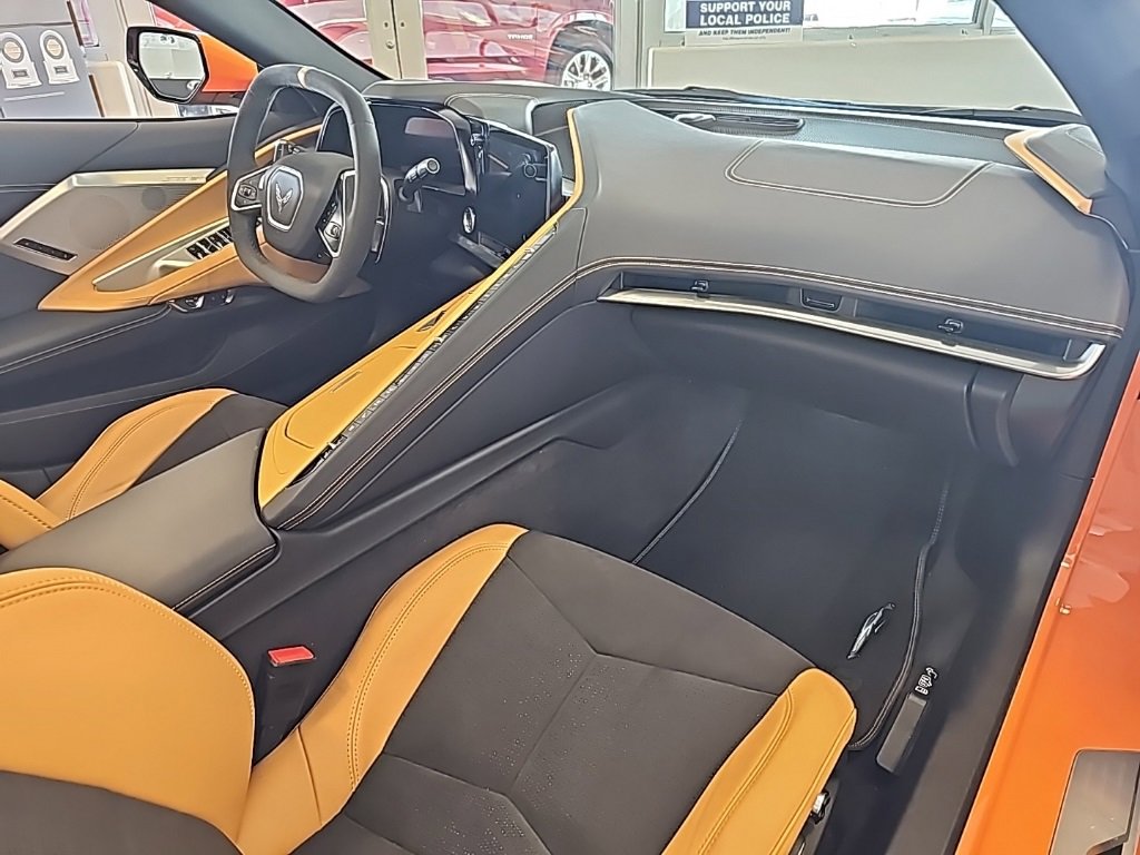 Used 2023 Chevrolet Corvette Stingray Preferred Conv w/ 2LT image 22