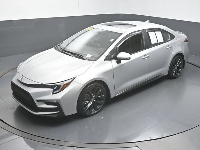 Used 2025 Toyota Corolla XSE FWD image 42