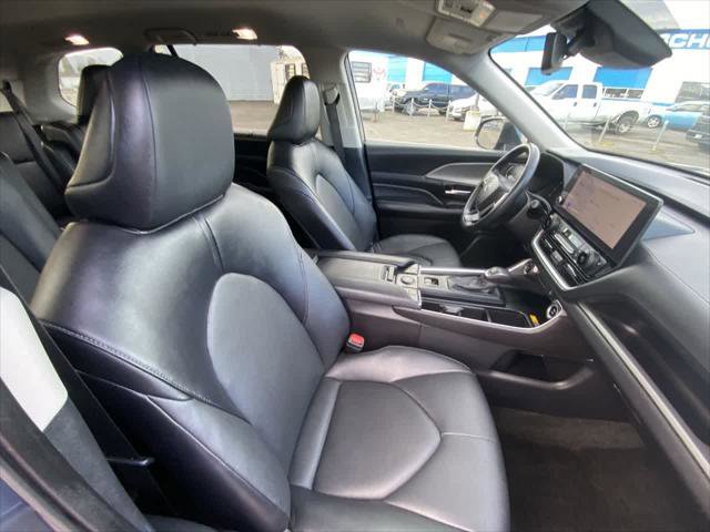 Certified 2025 Toyota Grand Highlander AWD image 24