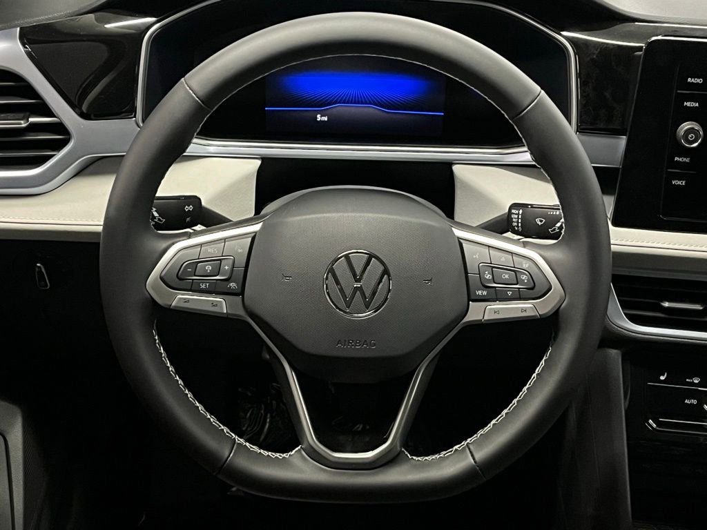 New 2026 Volkswagen Taos SE AWD/4WD image 9