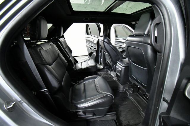 Used 2020 Ford Explorer ST w/ Premium Technology Package image 23