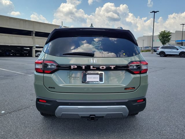 New 2026 Honda Pilot TrailSport image 5