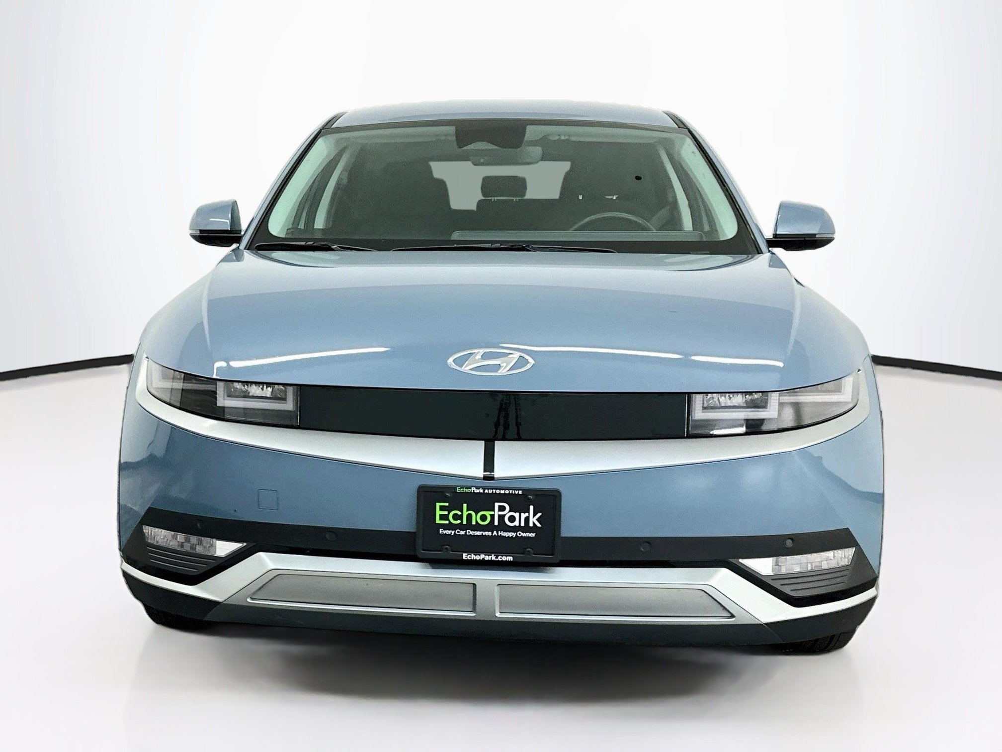 Used 2024 Hyundai Ioniq 5 SEL AWD/4WD image 2
