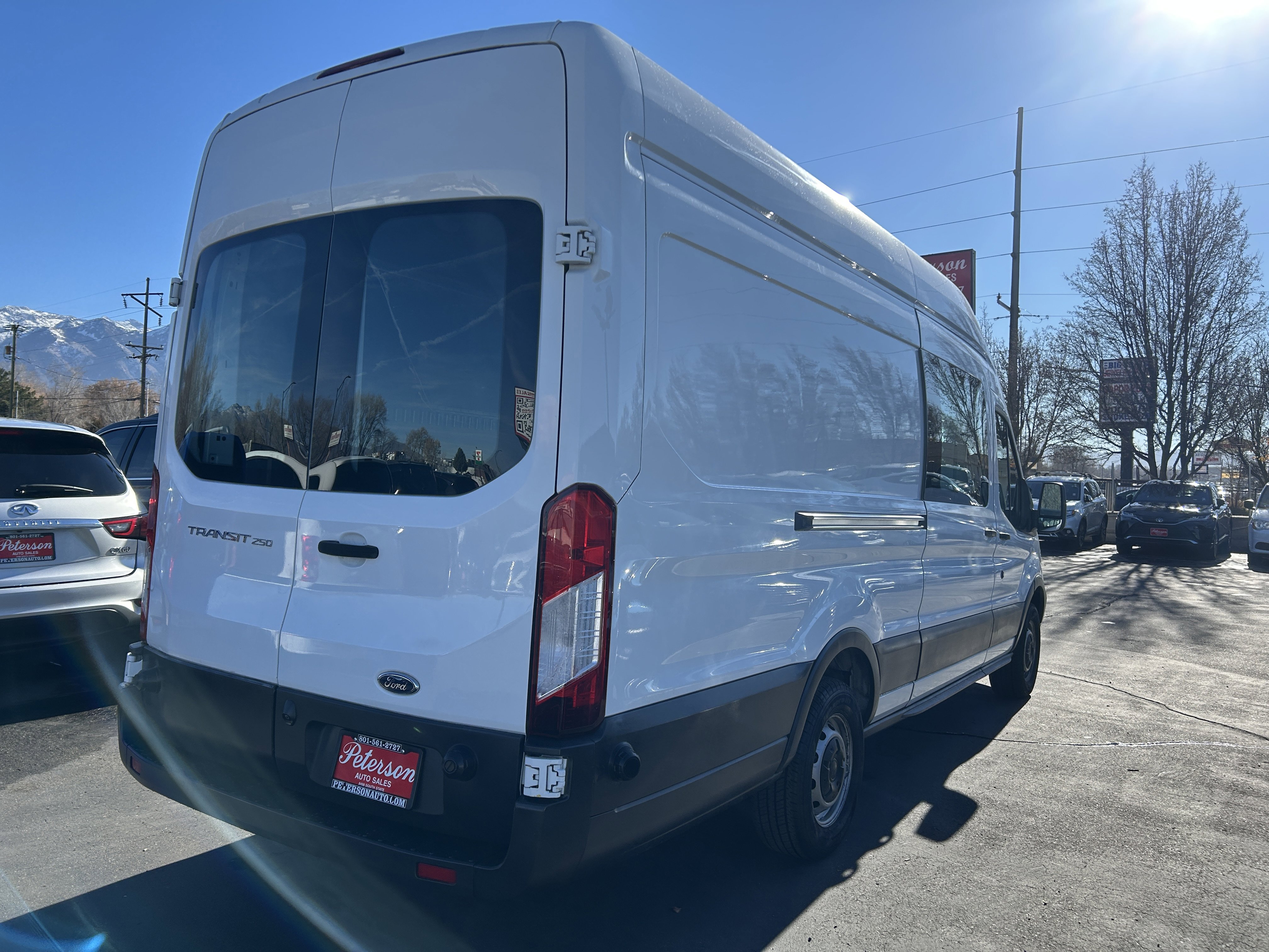 Used 2016 Ford Transit 250 148 High Roof Extended image 4