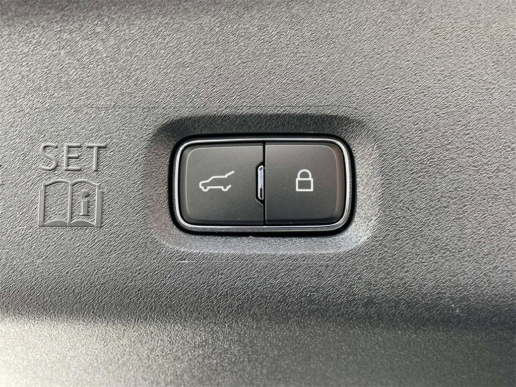 New 2025 Ford Expedition Active image 11