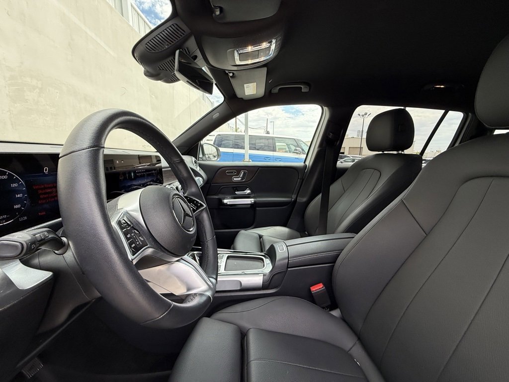 Used 2024 Mercedes-Benz GLB 250 250 image 5