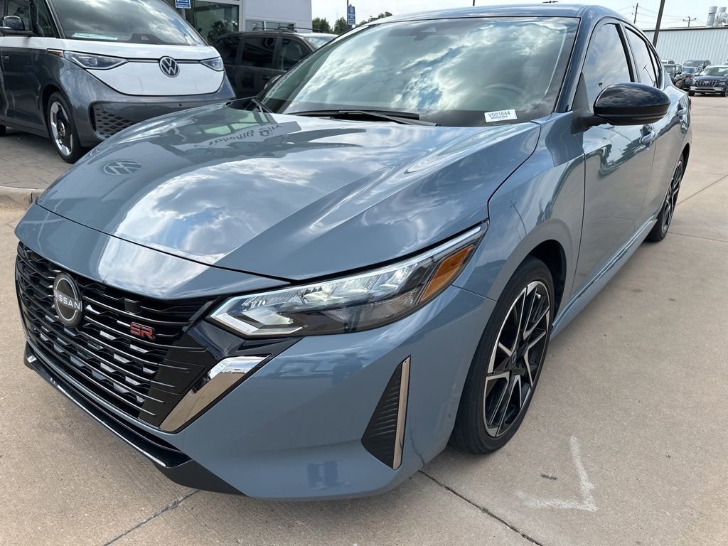 Used 2024 Nissan Sentra SR FWD image 9