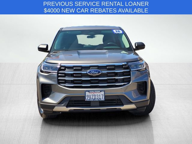 Used 2026 Ford Explorer Active RWD image 2