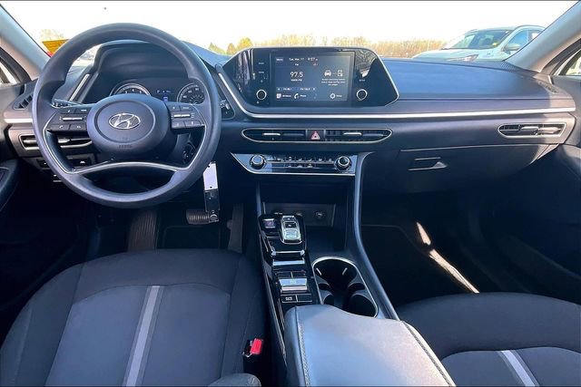 Used 2021 Hyundai Sonata SE w/ Cargo Package image 7