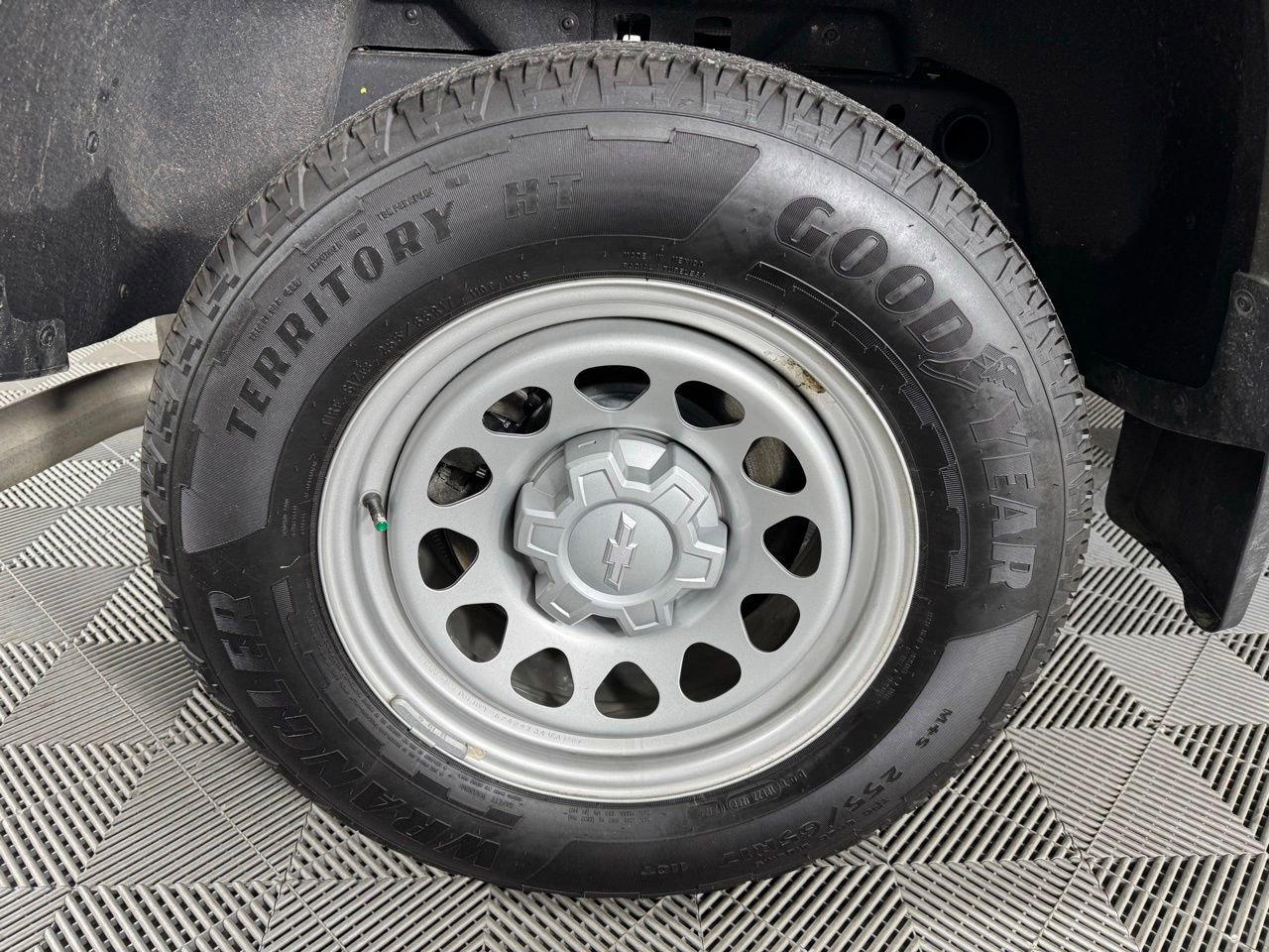 Used 2024 Chevrolet Colorado W/T w/ WT Convenience Package image 29