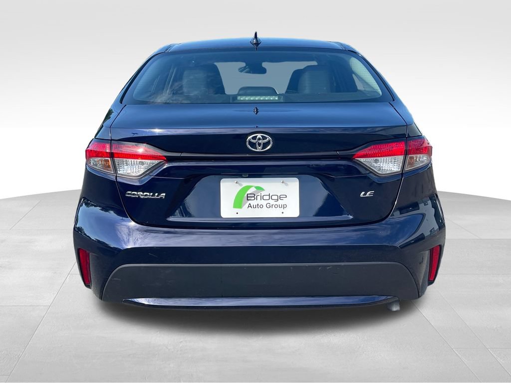 Used 2022 Toyota Corolla LE FWD image 6