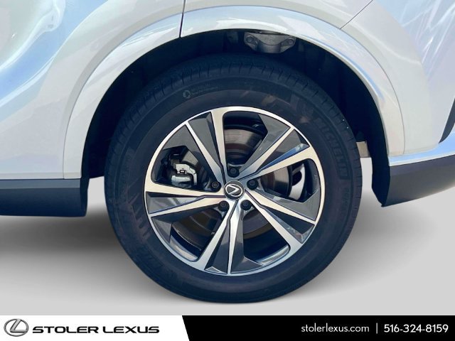 Used 2024 Lexus RX 350h w/ Accessory Package (Z1) AWD/4WD image 9
