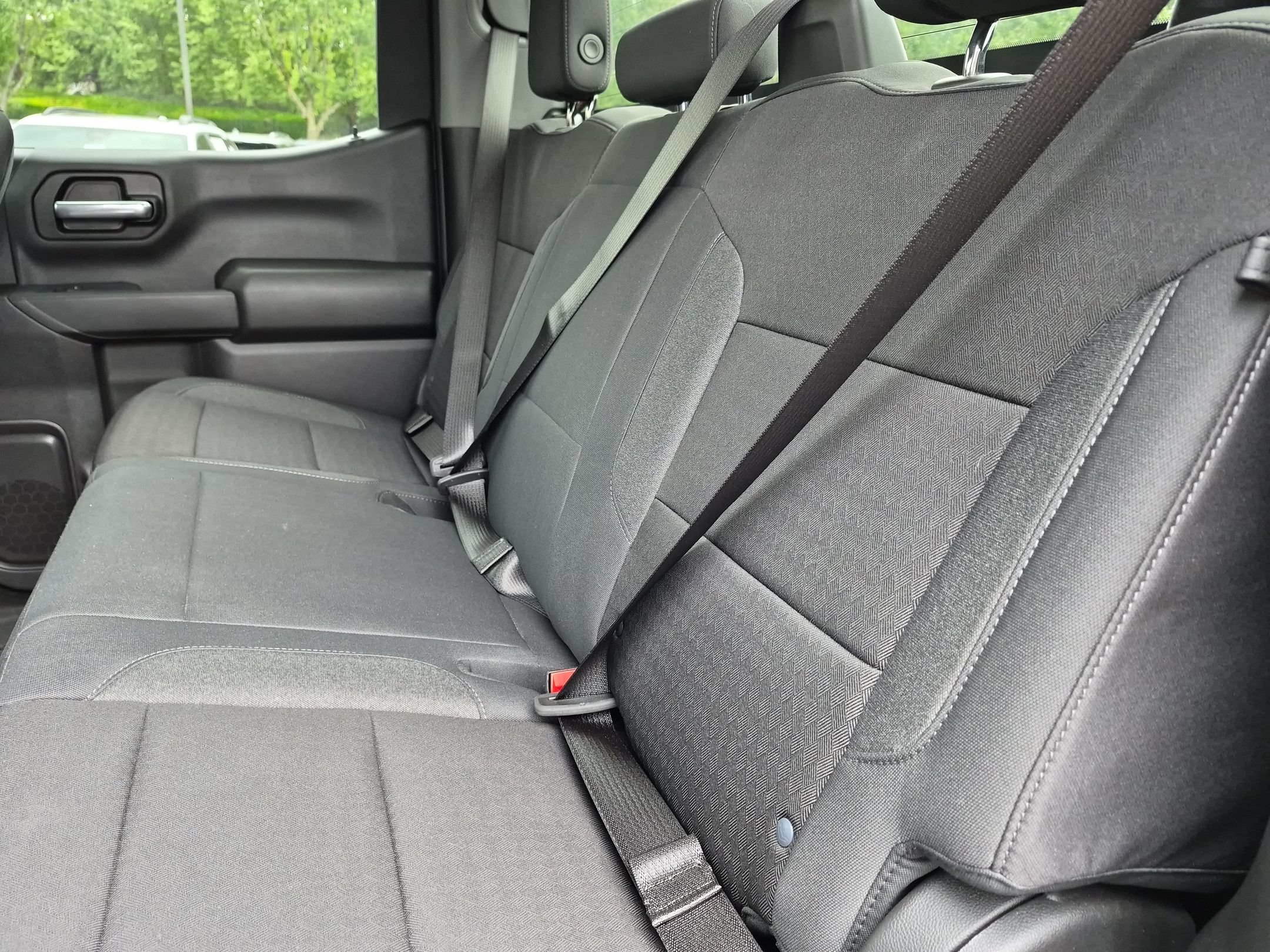 Used 2024 Chevrolet Silverado 1500 Custom Trail Boss w/ Dark Appearance Package AWD/4WD image 28