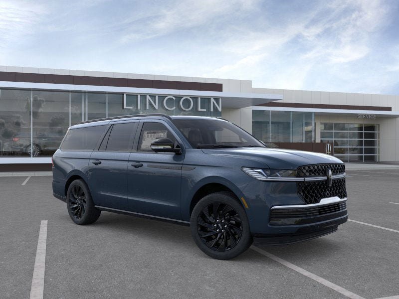 New 2026 Lincoln Navigator L Reserve w/ Jet Appearance Package image 7