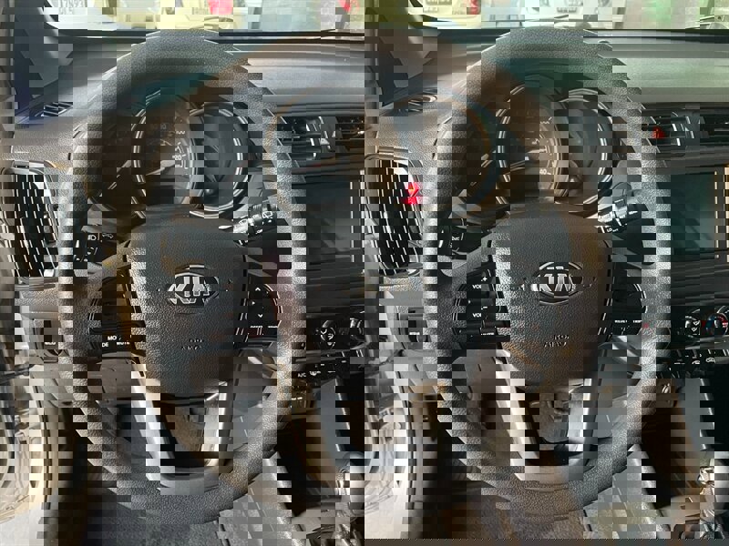 Used 2014 Kia Rio LX image 19