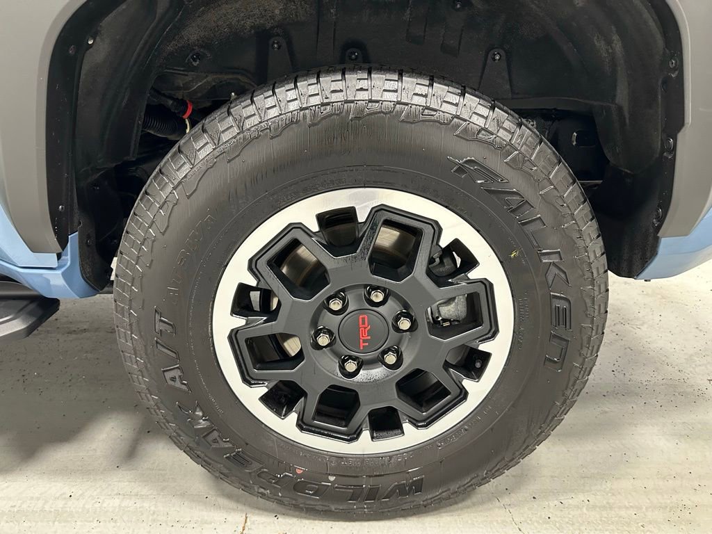 Used 2025 Toyota 4Runner TRD Off-Road AWD/4WD image 64