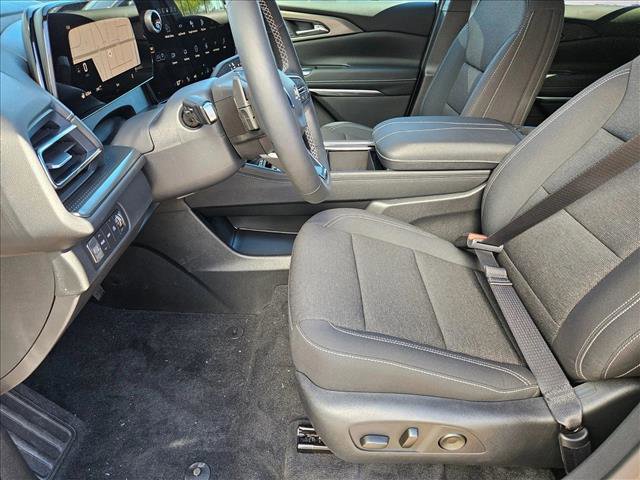 New 2026 Chevrolet Traverse LT w/ Driver Confidence Package image 4