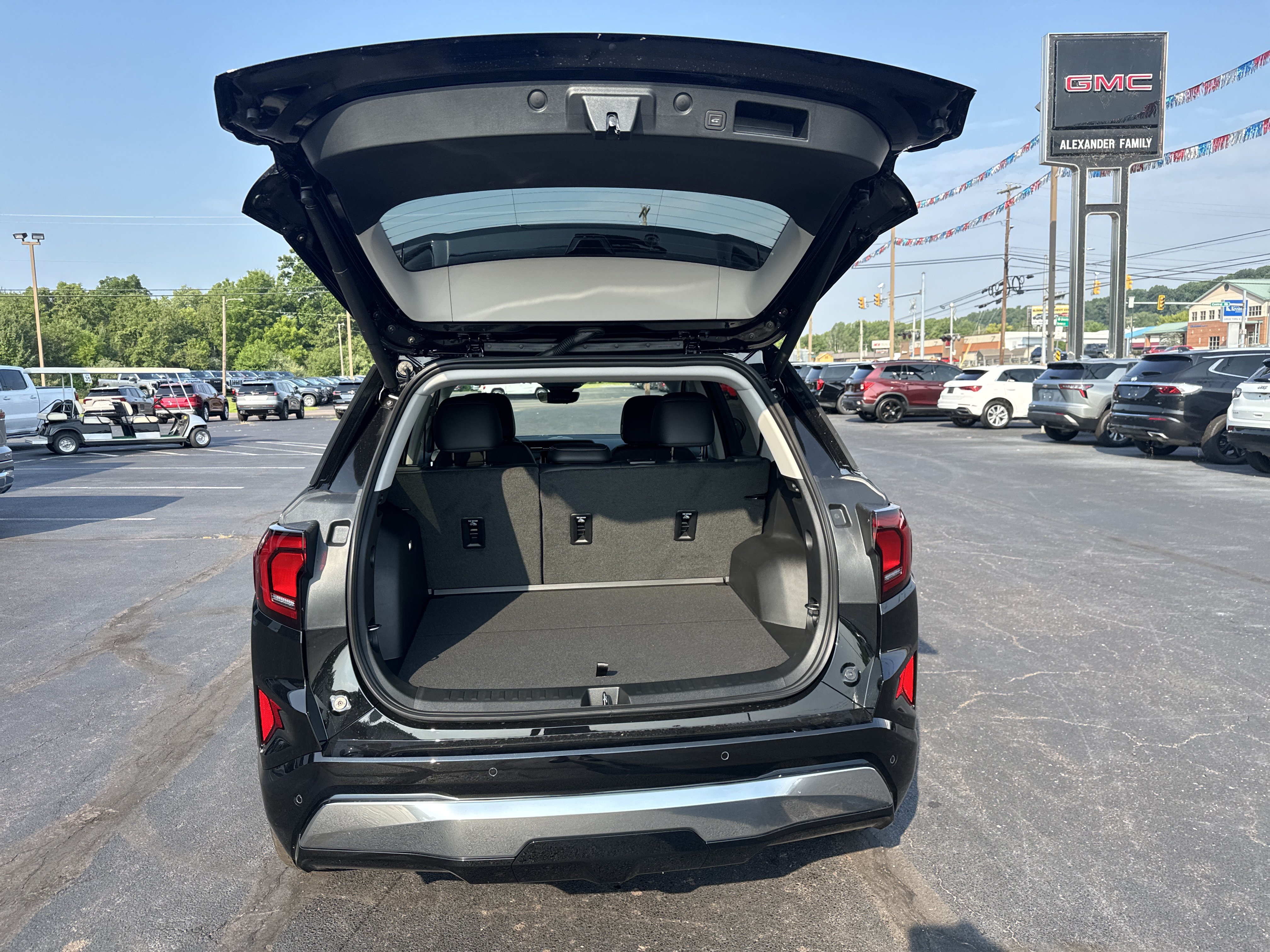 New 2027 GMC Terrain Denali AWD/4WD video 5