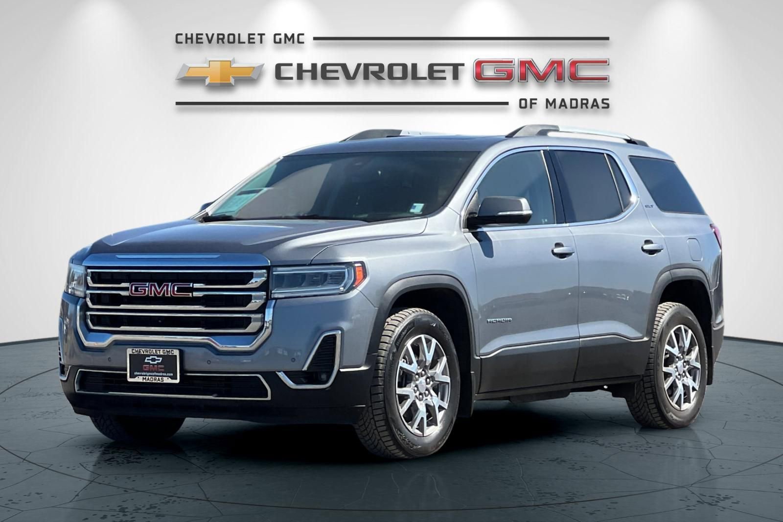 Used 2021 GMC Acadia SLT w/ Technology Package AWD/4WD image 7