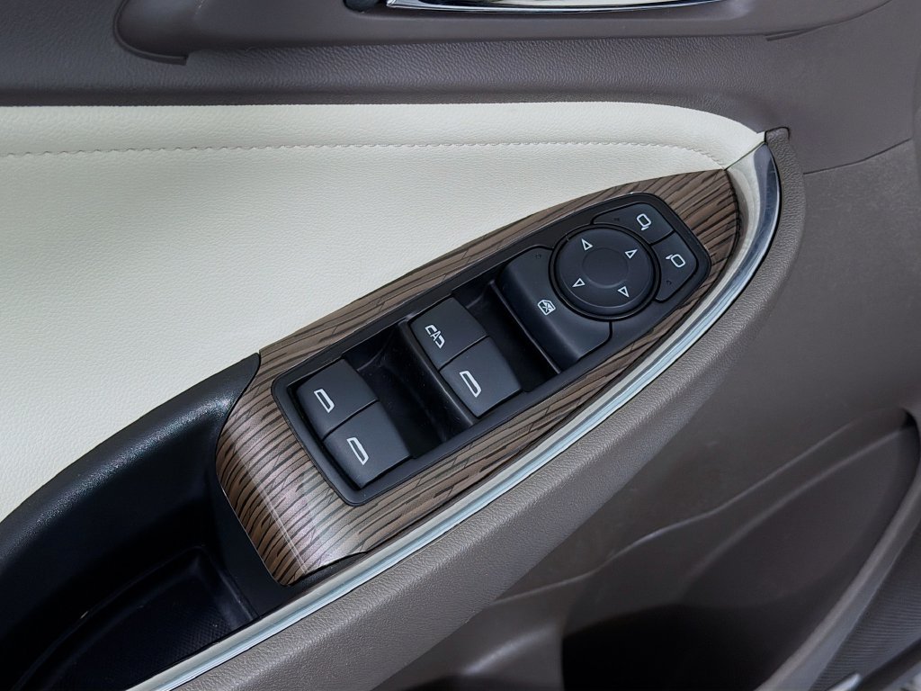 Used 2024 Chevrolet Malibu LT FWD image 18