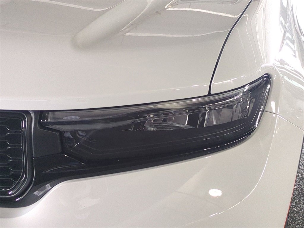 New 2025 Jeep Grand Cherokee L Altitude image 10